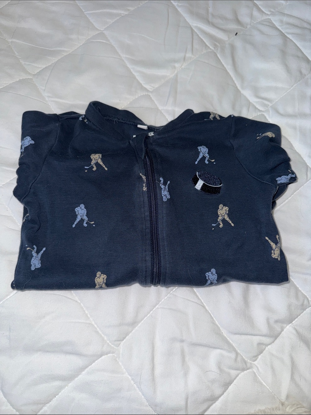 🍄9m Pekkle Hockey Kids Navy Footed One-Piece Pajamas with Hockey Print
